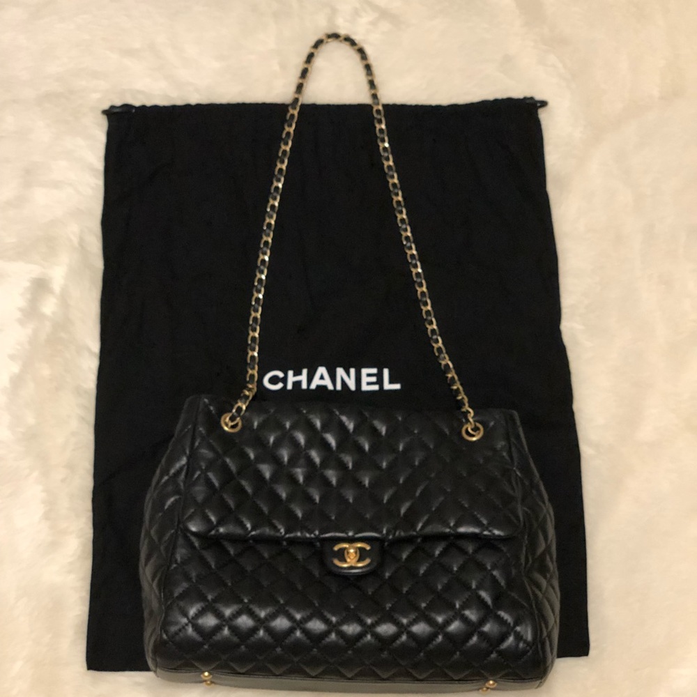 💯 Authentic Chanel Large Lambskin shopping bag - Picture 3 of 8